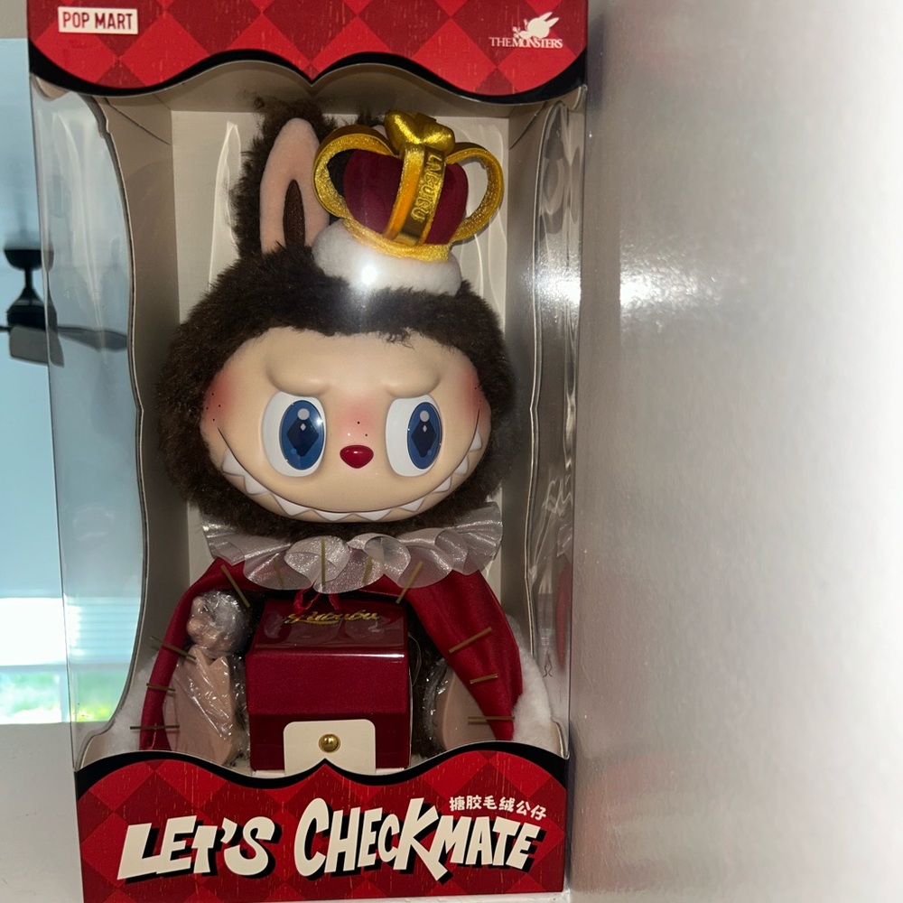 Pop Mart Let's Checkmate Labubu Figure